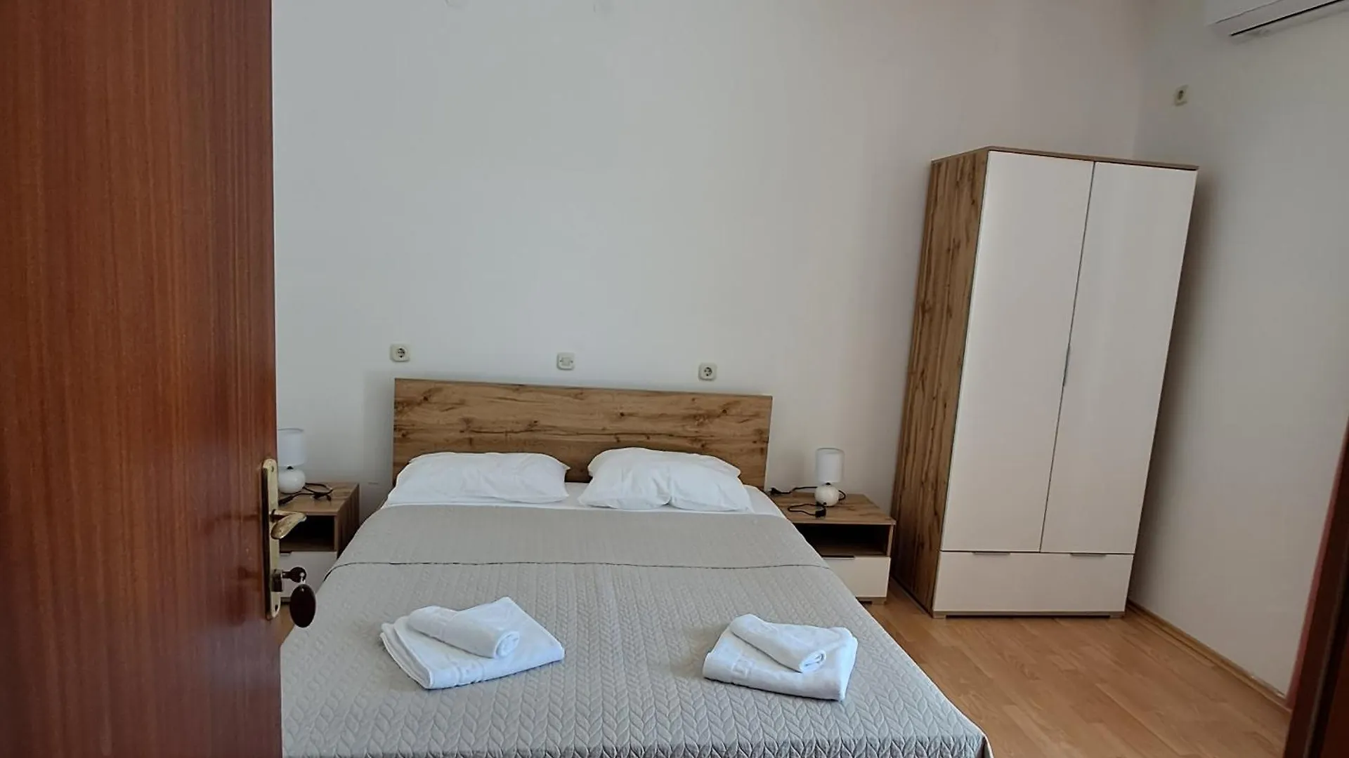 Hotel Pansion Tony Pag Pag Town Croazia