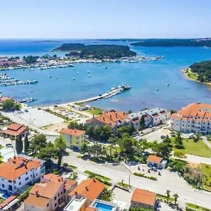 https://apartments-porto-de-mar.in-istria.net