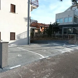 rezervirajte ovdje
