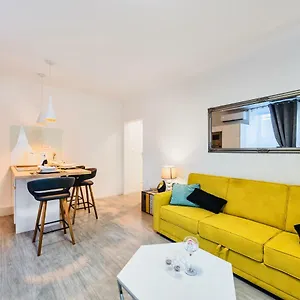 https://luxury-apartment-and-room-viktoria.splithotels.org